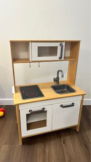 (Category: ) located in . Submitted by faraamim (Listing ID 1300203703, Image 1). Description: .
