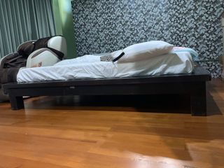 Japanese style King Size Bed Frame with 10” thick Uratex foam