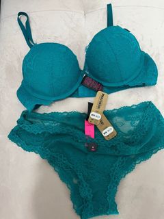 (Category: ) located in . Submitted by alia_man (Listing ID 1300118319, Image 1). Description: .