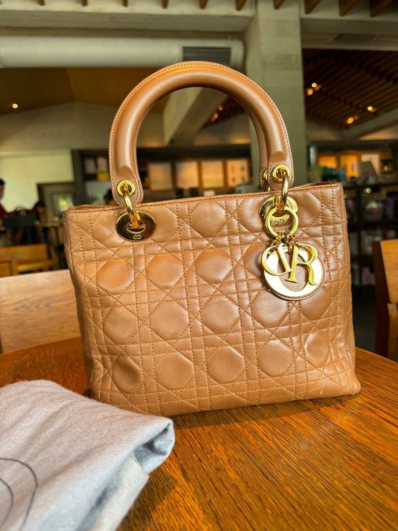 LADY DIOR VINTAGE MEDIUM WITH TAG (Category: Luxury Bags & Wallets) located in Cagayan de Oro. Submitted by moiobsession (Listing ID 1300189089, Image 1). Description: authentic with dustbag with tag.