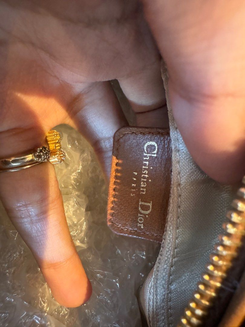 LADY DIOR VINTAGE MEDIUM WITH TAG (Category: Luxury Bags & Wallets) located in Cagayan de Oro. Submitted by moiobsession (Listing ID 1300189089, Image 3). Description: authentic with dustbag with tag.