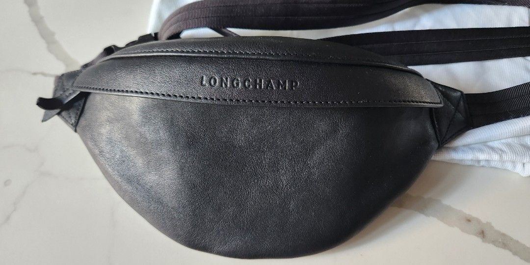 Longchamp for men 100% authentic decluttering sale longchamp (Category: Luxury Bags & Wallets) located in San Juan City. Submitted by dailydealsphest2010 (Listing ID 1300178649, Image 3). Description: 💯💯💯 authentic longchamp belt bag black no damage no issues .