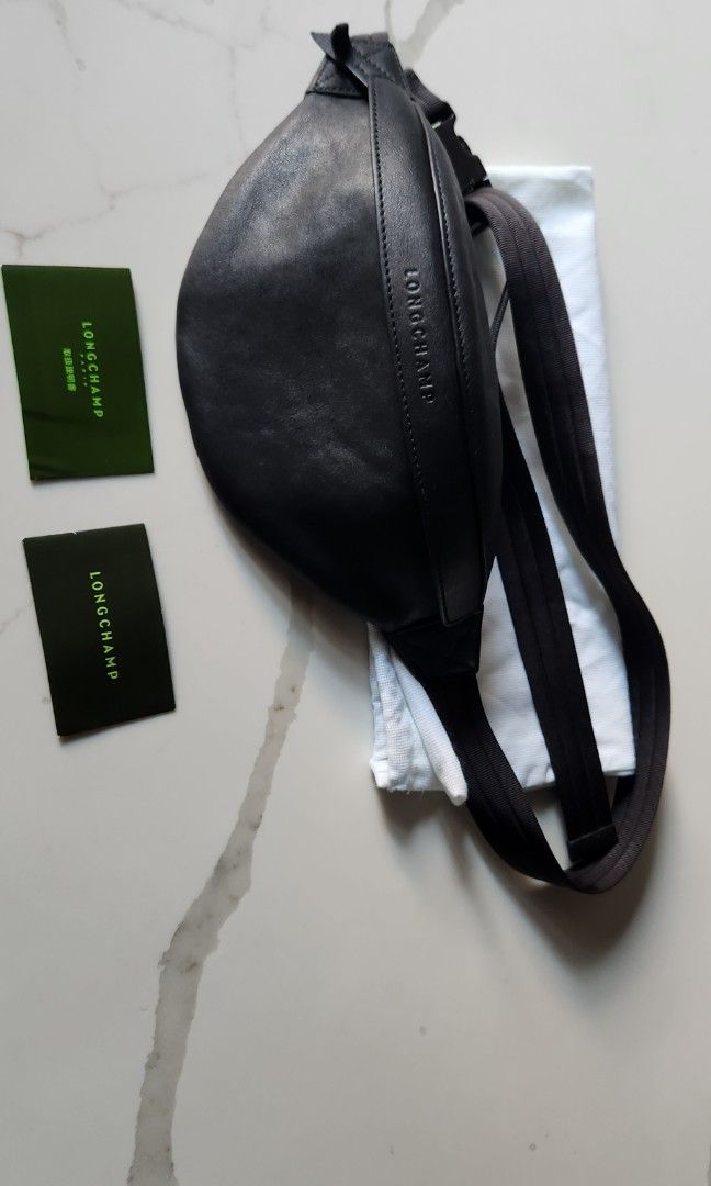 Longchamp for men 100% authentic decluttering sale longchamp (Category: Luxury Bags & Wallets) located in San Juan City. Submitted by dailydealsphest2010 (Listing ID 1300178649, Image 2). Description: 💯💯💯 authentic longchamp belt bag black no damage no issues .