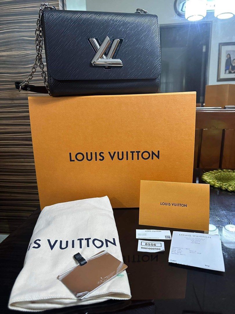 Louis Vuitton Twist MM (Category: Luxury Bags & Wallets) located in Quezon City. Submitted by curatedbyamethyst (Listing ID 1300178499, Image 2). Description: Complete with receipt Rank A-SA Year 2023(microchipped).