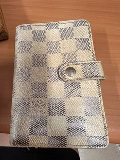 (Category: ) located in . Submitted by preetish_987 (Listing ID 1300237496, Image 1). Description: .