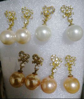 Majestic pearl earrings