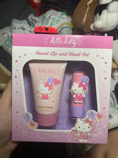 （分類：）位於 。 由 handsomeismine 提交（商品編號 1300243063，圖片 1）。簡介： 。