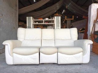 Manual reclining leather sofa