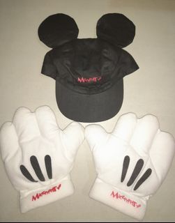 McDo/Disney MickeyFest 1999 - Pair of Mittens/Gloves and Cap with Mickey Ears