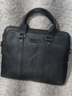 Medium size laptop bag