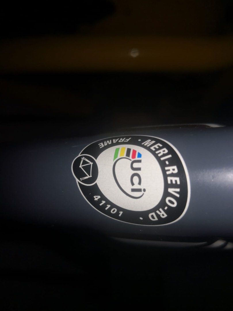 MERIDA -Reacto 5000 (Category: Bicycles) located in Singapore. Submitted by arluc (Listing ID 1300130102, Image 2). Description: MERIDA REACTO 5000 GERMANY DESIGN Description: Small size Carbon fiber Lightly use good condition Ultegra brake set Ultegra crank set With pump & Fox speed meter Price: 3,150 sgd RFS: migrating other country .
