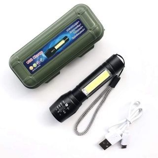 Mini rechargeable flashlight