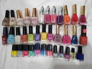 Nail polish (34 pieces) and 1 cuticle oil