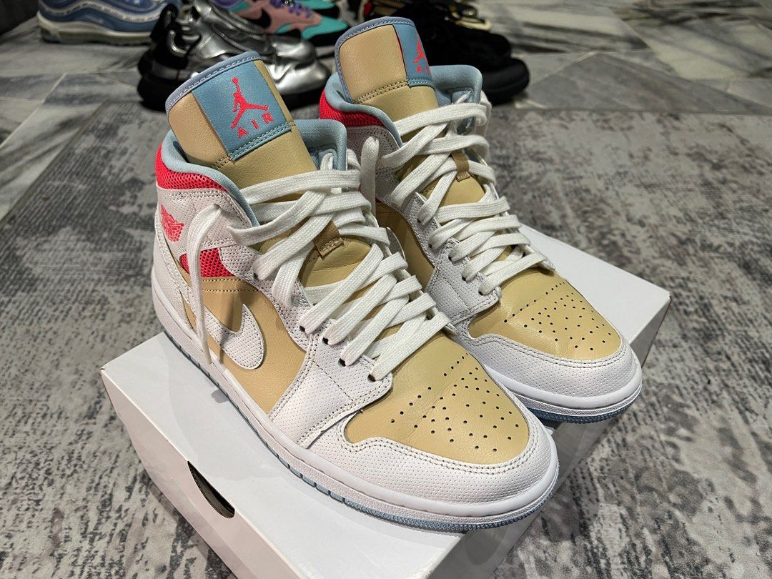 Air jordan 1 mid size 7.5 top