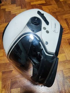 Nolan motorcycle helmet not arai shoei