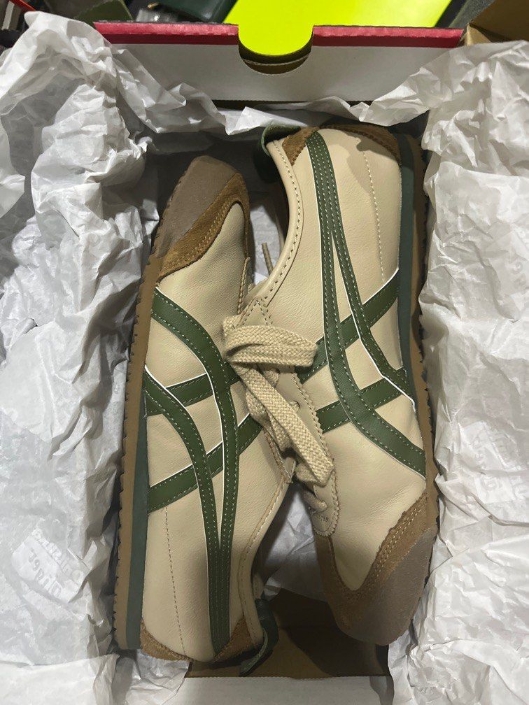 Onitsuka Tiger Mexico 66 Beige/Grass Green (Category: Sneakers) located in Singapore. Submitted by brokeassbij (Listing ID 1300070689, Image 9). Description: eu39.5!!! Bought from Onitsuka store in Japan! Retails for $190 in sg.
