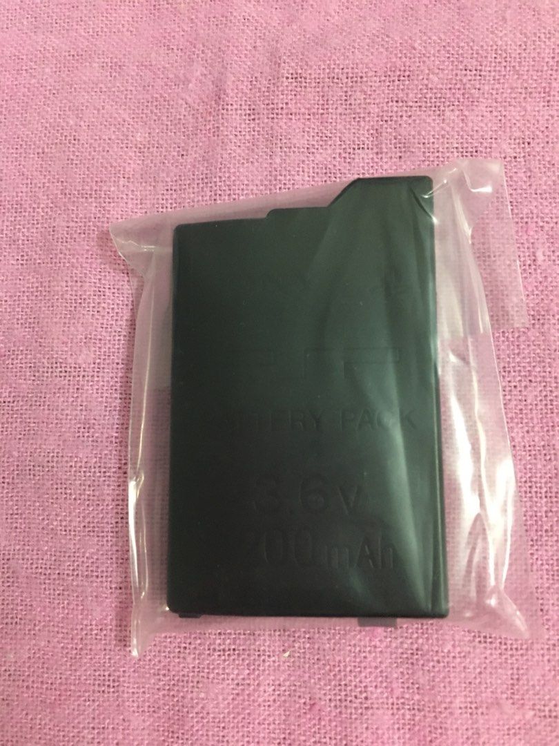 Psp battery brand new (Category: PlayStation) located in Quezon City. Submitted by juhaire (Listing ID 1300210356, Image 2). Description: Availabale all brand new Psp battery 350 Hard pouch 300 Crystal case 250 Ac charger 250.