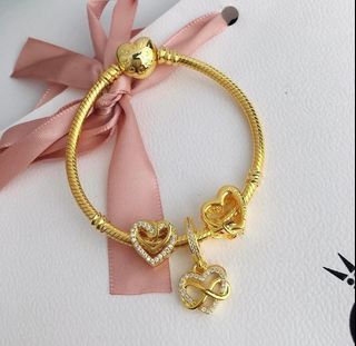 SALE! Pandora gold bracelet and charms set