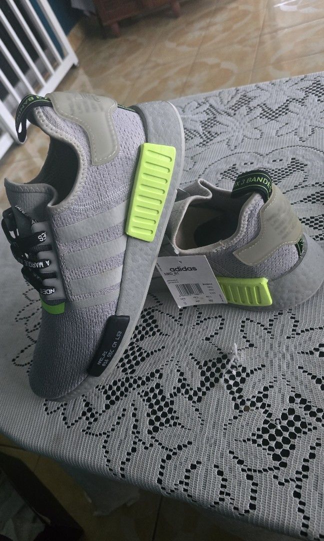 Size 11 us 10.5 uk - Adidas NMD R1 Trace Cargo Yellow, Men's Fashion,  Footwear, Sneakers on Carousell