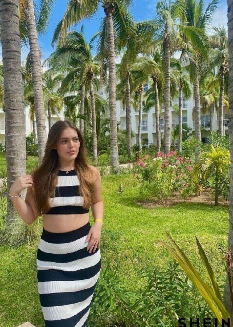 Stripes Knitted Skirt Coordinates (Category: Sets or Coordinates) located in Caloocan City. Submitted by decluttermnl__ (Listing ID 1300249464, Image 2). Description: Best fit M-L.
