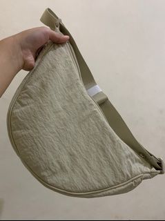 (Kategori: ) berada di . Dikirim oleh stuffprel (ID iklan 1300194395, Gambar 1). Deskripsi: .
