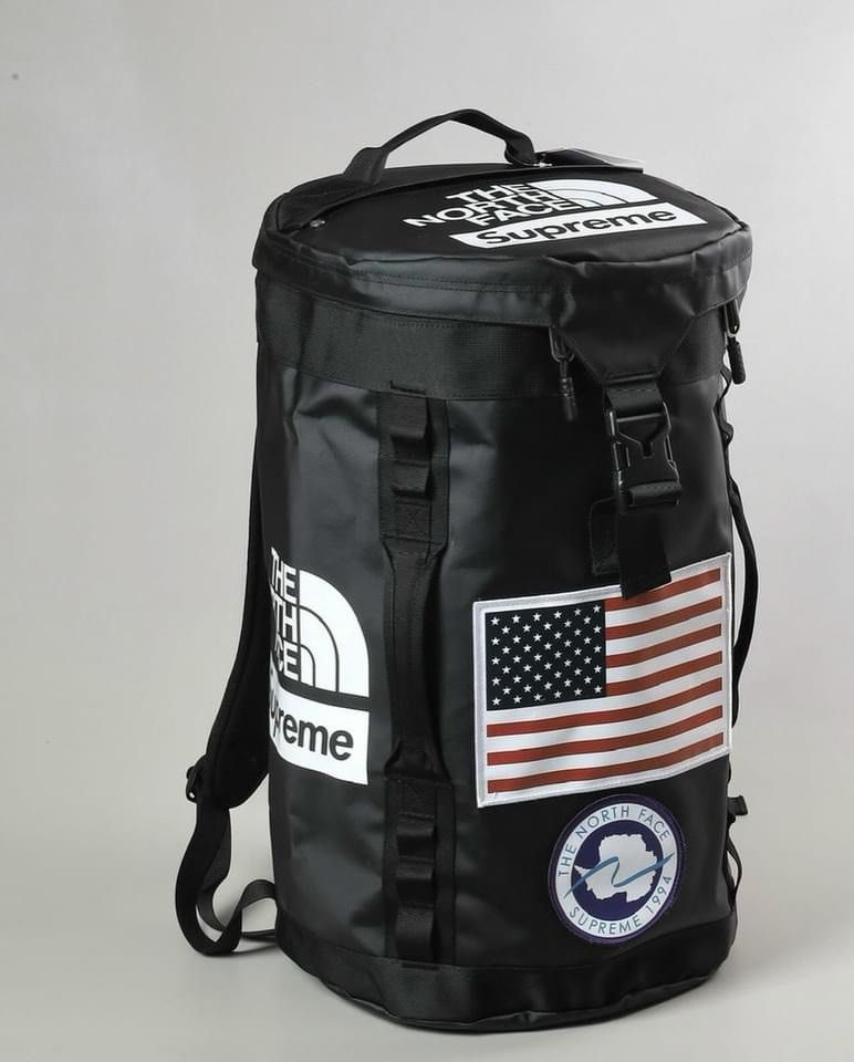 TNF Supreme Duffle Fuse Box II (Category: Backpacks) located in Manila. Submitted by ryan.d1 (Listing ID 1300161470, Image 2). Description: Legit/Original/Authentic💯 Fully Waterproof duffle bag/backpack double wall lining for weather resistance with ID info slot at the back 30L capacity Full wash tags/hang tags waistline sternum strap support w/ whistle padded/breathable shoulder straps for better cushions came from Manitoba Canada 🇨🇦 Canada c