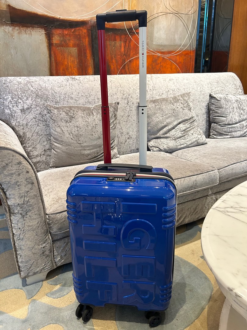 Tommy hilfiger spinner luggage cheap