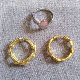 18k tiffany rings size 6 and adjustable available