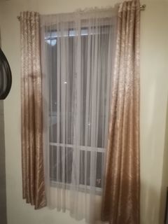 5 pcs curtain set 300 only (curtain rod included) read description first