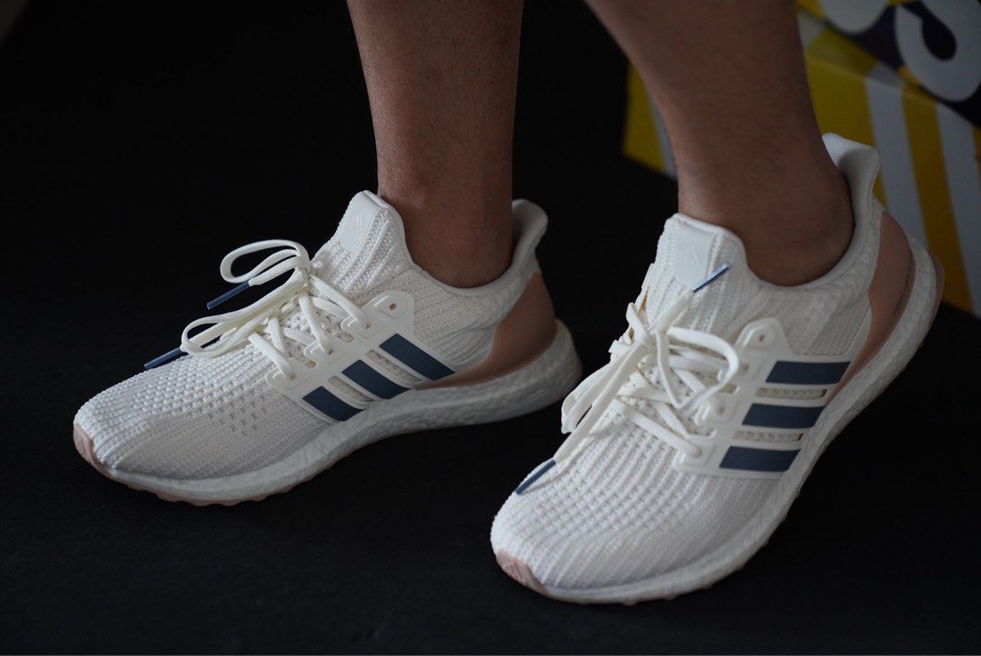 adidas gazelle silver green womens Ultraboost 4.0 Dna Sneakers