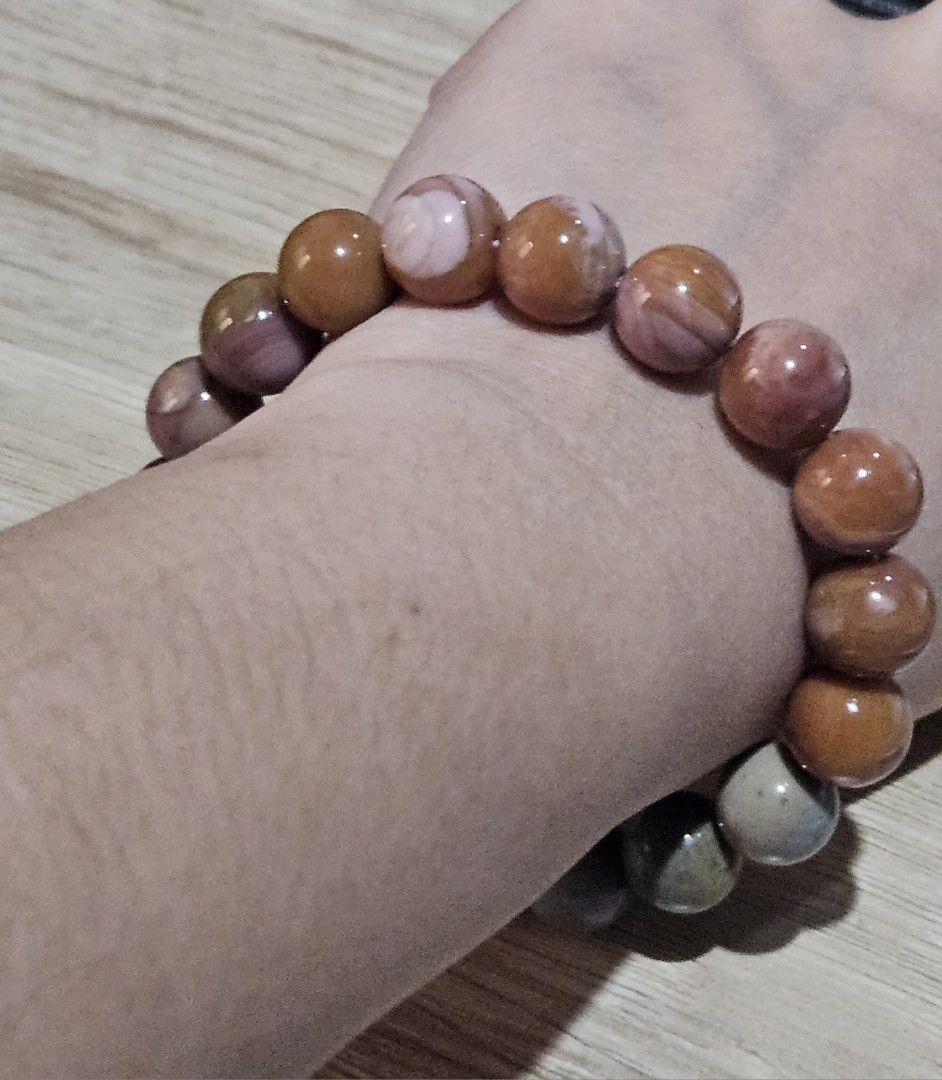 Alashan Bead Bracelet (Category: Bracelets) located in Cainta. Submitted by Kahi0410 (Listing ID 1300334683, Image 2). Description: Natural Alashan Stone Bead Size 12mm Garterized fits 17cm.
