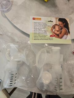 （分類：）位於 。 由 k_____l 提交（商品編號 1300355374，圖片 1）。簡介： 。
