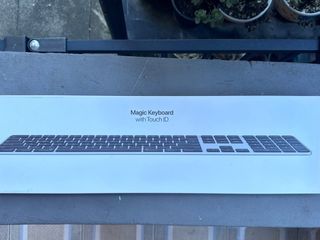 Apple Magic Keyboard with Touch ID (Black/Space Gray)