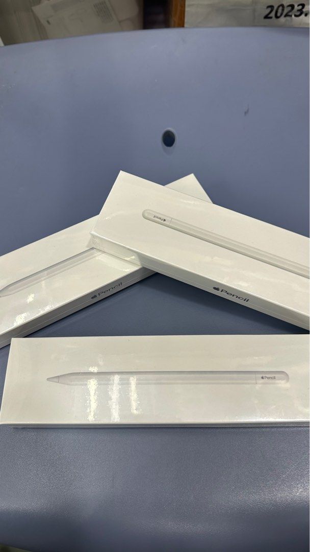 APPLE PENCIL TYPE C FOR IPAD 11TH/10TH GEN (Category: iPad) located in San Juan City. Submitted by seller_accessories (Listing ID 1300347506, Image 2). Description: pm for more info.