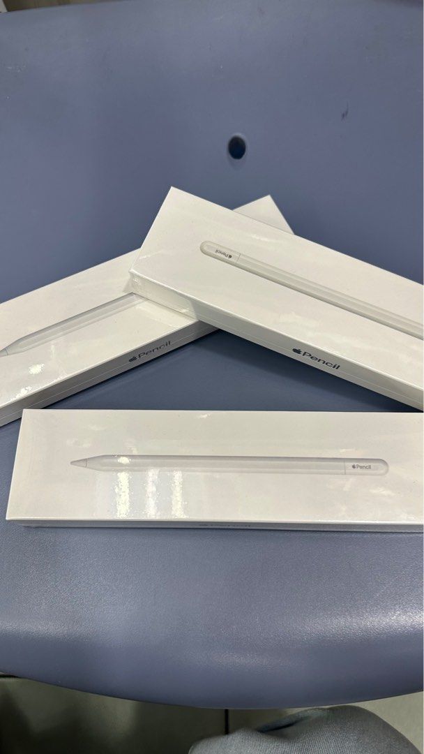 APPLE PENCIL TYPE C FOR IPAD 11TH/10TH GEN (Category: iPad) located in San Juan City. Submitted by seller_accessories (Listing ID 1300347506, Image 1). Description: pm for more info.