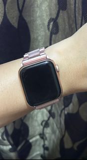 Repriced / Apple Watch SE LTE Cellular GPS 40mm Rosegold Unit Only