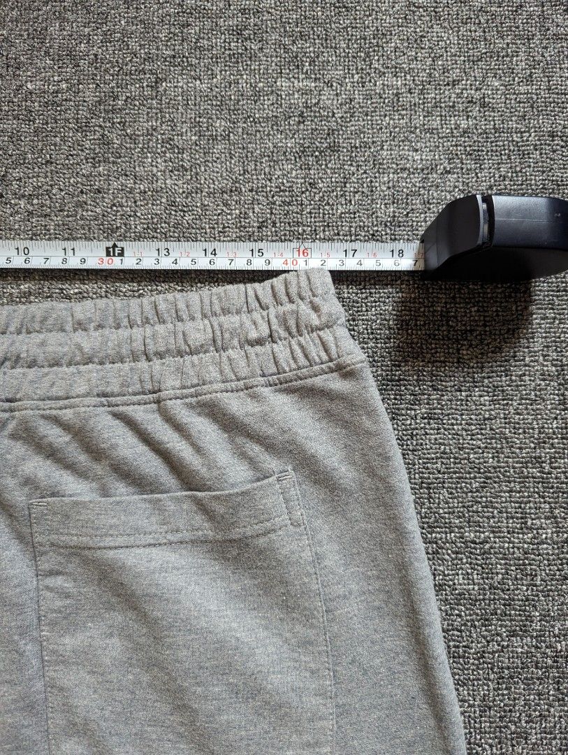 Baleno Gray Terry Joggers Sweatpants (Category: Joggers) located in San Pablo. Submitted by allfashionandtech (Listing ID 1300408312, Image 3). Description: Meetups: SM San Pablo, San Pablo City Plaza, Shakeys Maharlika Highway SRP: 900 Size: Check Photos Condition: 10/10 Used once RFS: Decluttering. Shipping: Add 50 only! Mode of payment: GCash, Maya, PNB Courier: J&T.