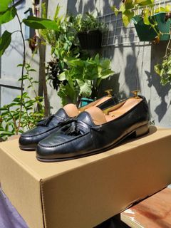 BALLY Italy 🇮🇹(Tassel Loafers)
Size: 11.5 M