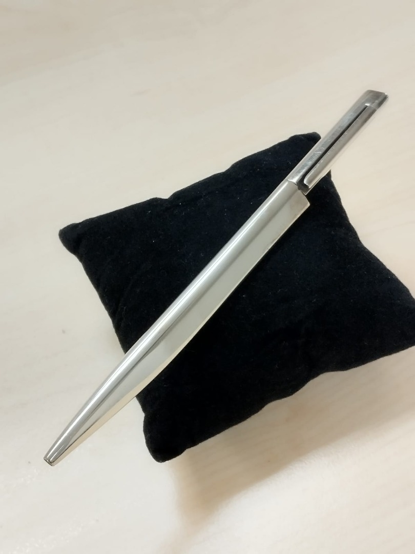 BVLGARI ECCENTRIC BALLPOINT PEN SILVER COLLECTIBLE Luxury Accessories on Carousell