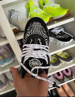 (Category: ) located in . Submitted by shopmyluxuryitems (Listing ID 1300327712, Image 1). Description: .
