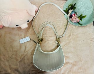 （分類：）位於 。 由 thesassy 提交（商品編號 1300269390，圖片 1）。簡介： 。