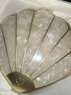 （分類：）位於 。 由 mawi16 提交（商品編號 1300393643，圖片 1）。簡介： 。