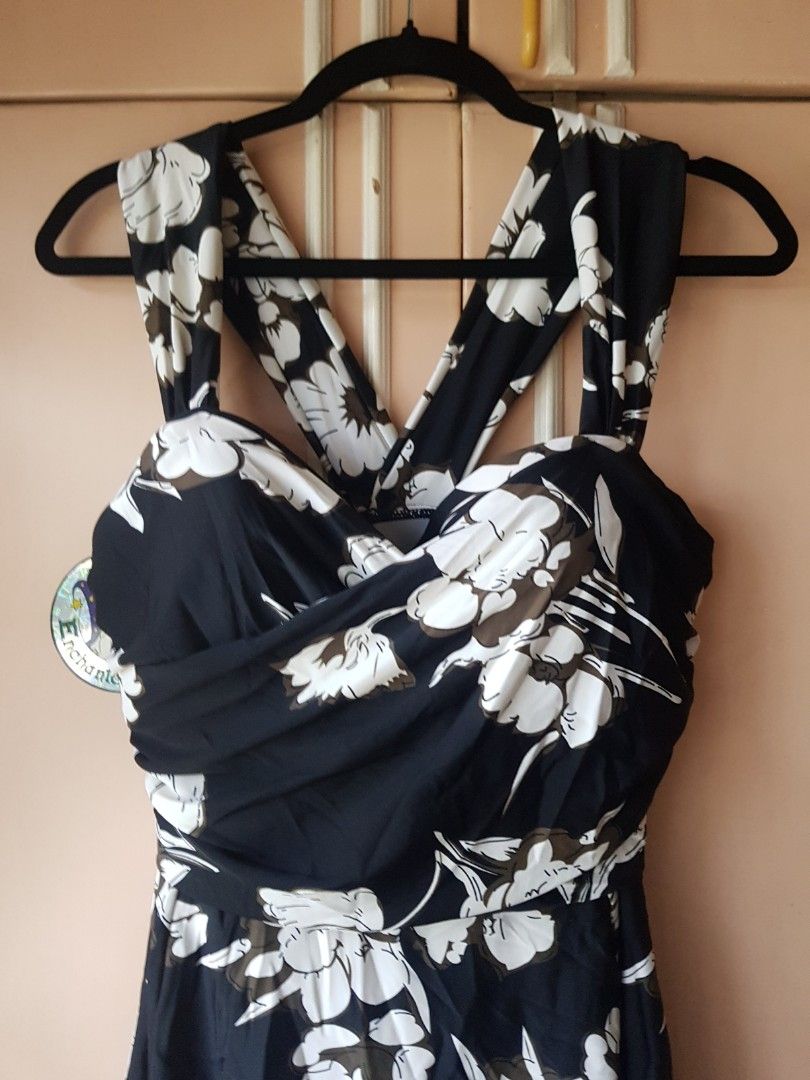 Coco Pear Plus Size One Piece Swimsuit (Category: Bikinis & Swimsuits) located in Angeles City. Submitted by tan.sofiaa (Listing ID 1300314542, Image 2). Description: - Can pass as brandnew. Only used twice. - High quality !! Had to sell it since I loss weight already - Originally bought for $40 on Amazon - PM for picture of ww.