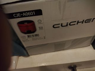 CUCHEN CJE-A0601 6 People Electric Rice Cooker.
