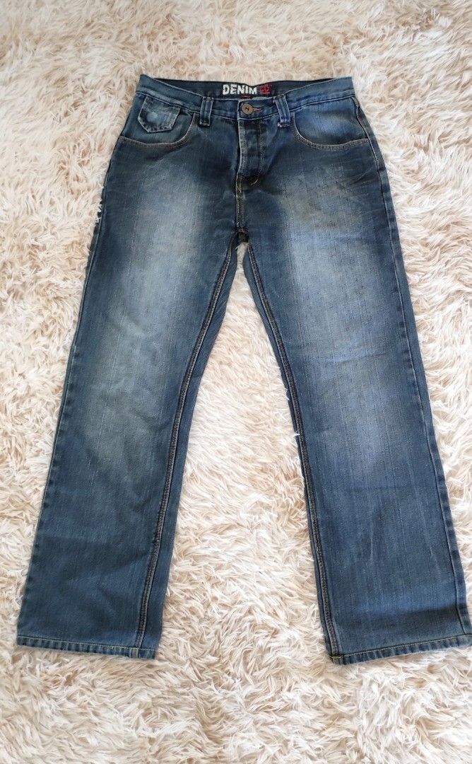 Denim Co. Jeans for men (Category: Jeans) located in Manila. Submitted by cristdelro46164 (Listing ID 1300360439, Image 1). Description: Pre Loved!!! Denim Co. Jeans for men Size: 32 Php 400.00 For inquiries please call or text 09950050989.