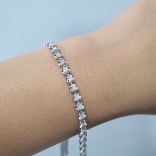 diamond bracelet On363-17 14k 7.36g 3.00tcw 6.75
COD METRO MANILA
