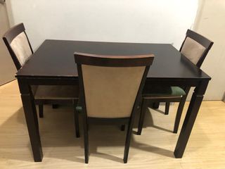 Dining table with 3 dining chairs