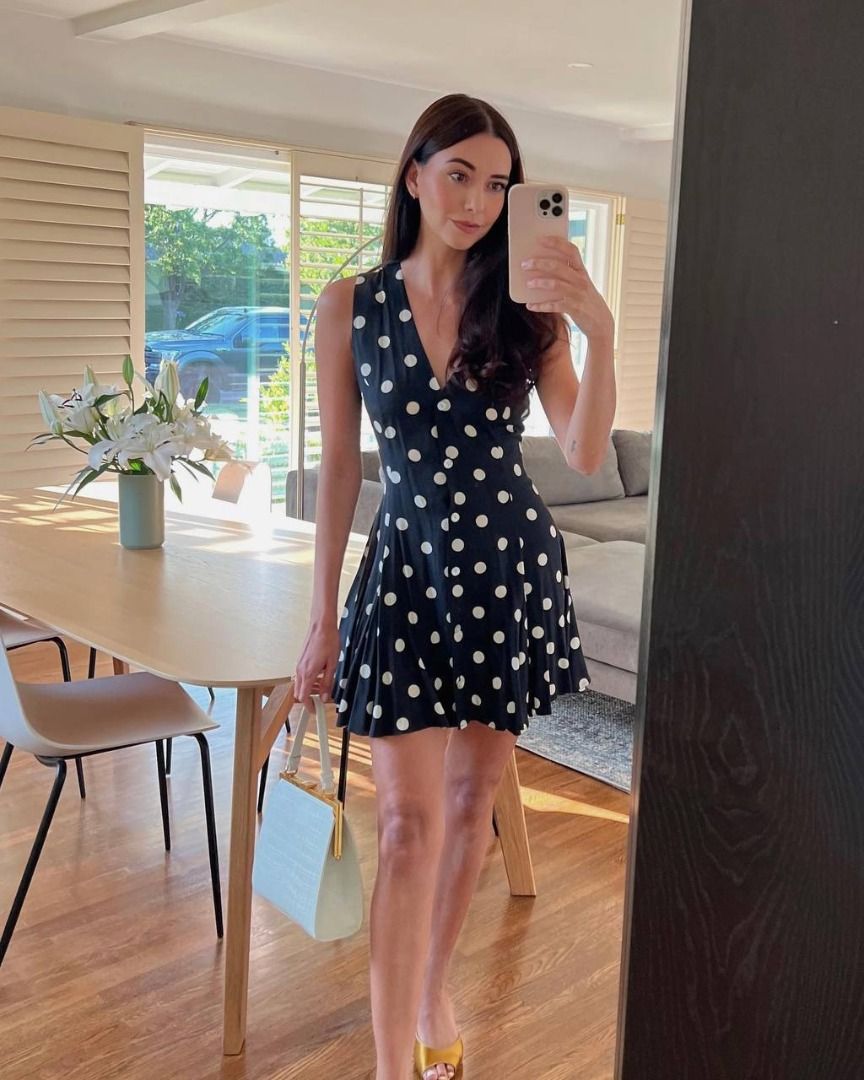 Doen Aubrey Silk-Viscose Mini Dress, Women's Fashion, Dresses & Sets,  Dresses on Carousell