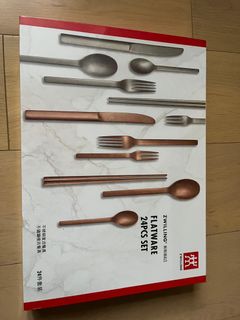 （分類：）位於 。 由 carmennnnnn 提交（商品編號 1300353266，圖片 1）。簡介： 。