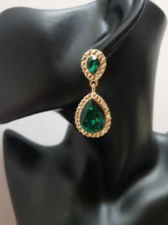 FROM ABROAD: Gold Green Emerald -like Teardrop Dangling Drop Earrings - B009